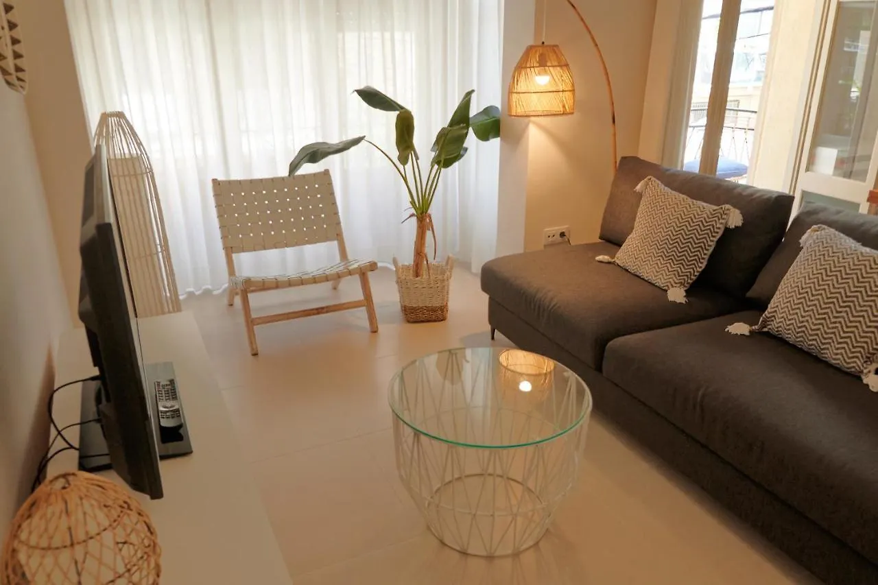 Dharma Experience Cambrils Facebook Apartment 0*,